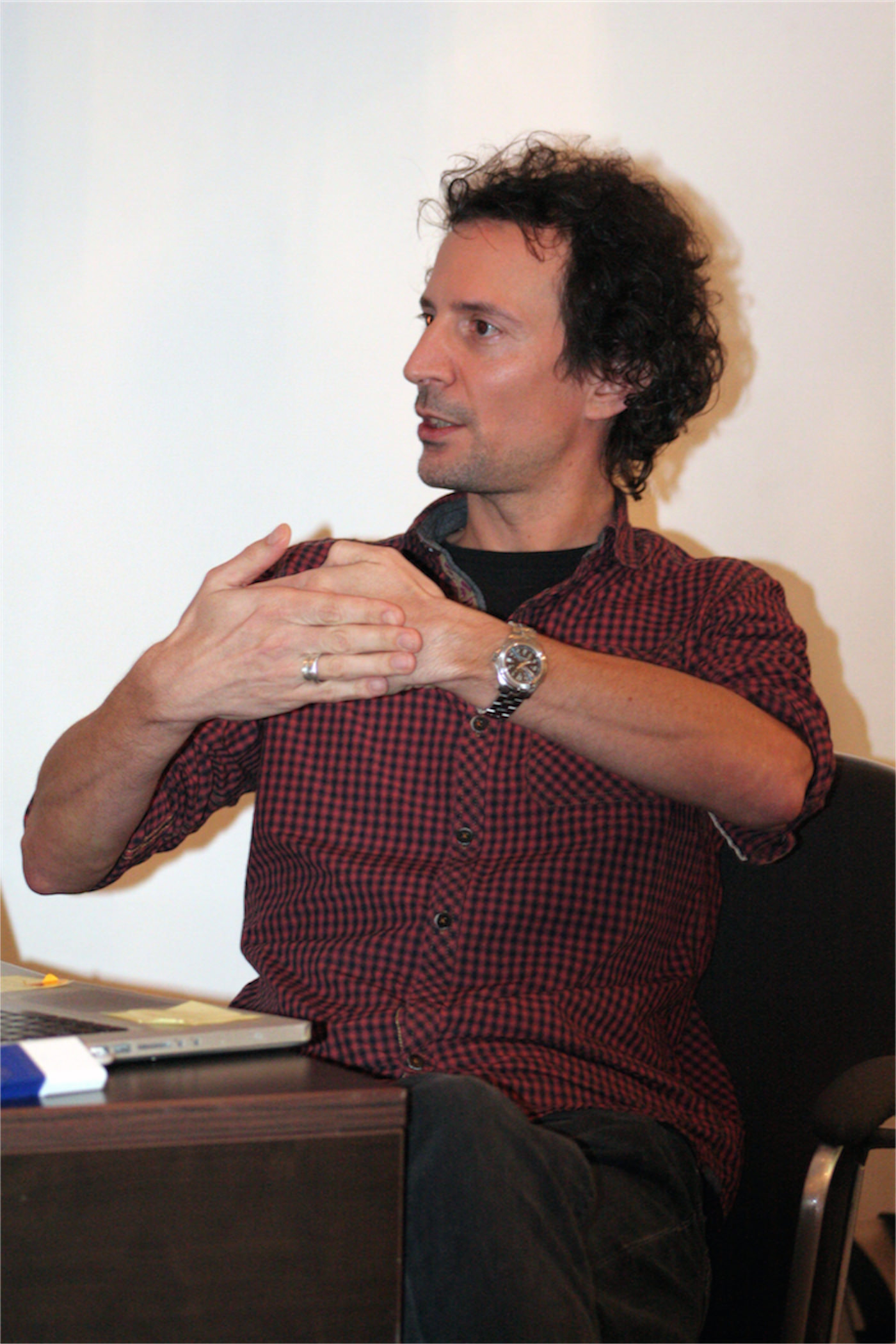 PV16 Hans Van Helden